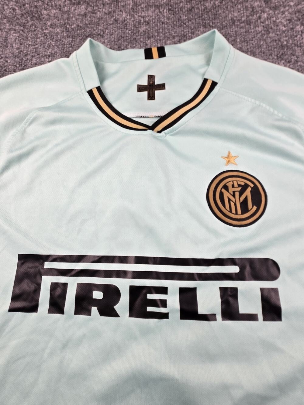 Inter Milan Internazionale Soccer Jersey Men's Medium Pirelli #2 #714